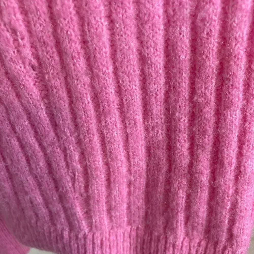 Pink Ribbed Crew Neck Sweater - Picture 4 of 8